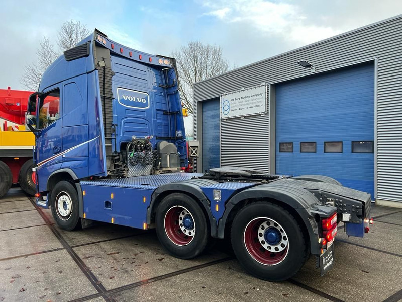 Volvo FH 13.500 6x4 Tandem lift - Gjysmë-kamion: foto 2 Volvo FH 13.500 6x4 Tandem lift - Gjysmë-kamion: foto 2