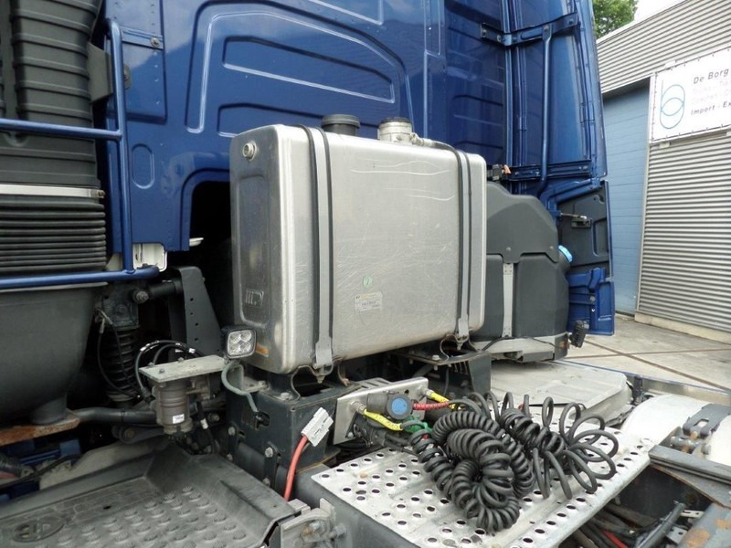 Volvo FH 16.650 6x2 - Gjysmë-kamion: foto 4 Volvo FH 16.650 6x2 - Gjysmë-kamion: foto 4