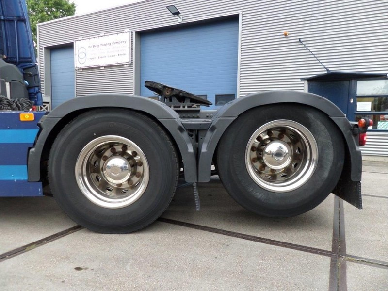 Volvo FH 16.650 6x2 - Gjysmë-kamion: foto 5 Volvo FH 16.650 6x2 - Gjysmë-kamion: foto 5