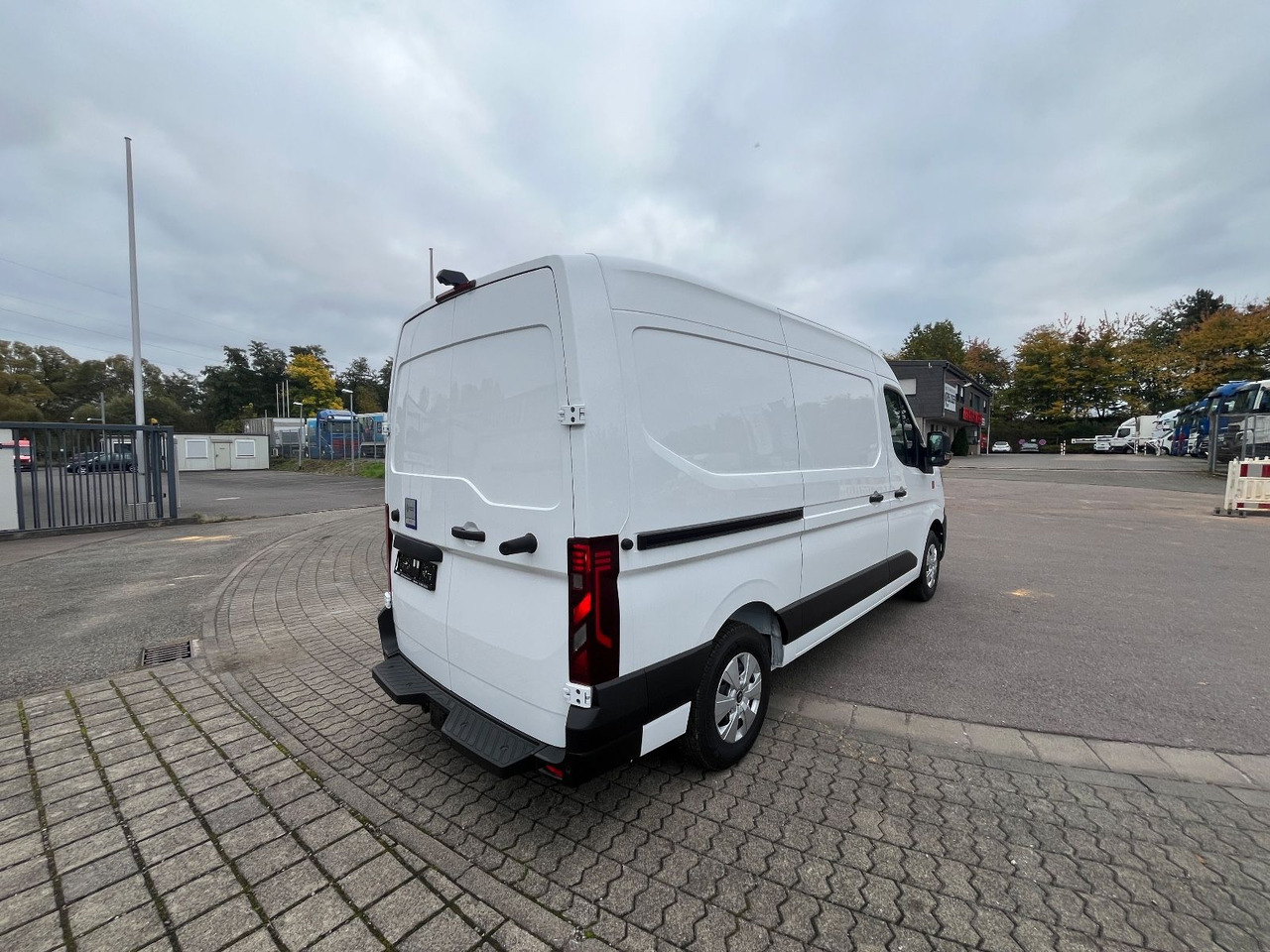 Renault MASTER L2H2 ELEKTRO - Furgon, Furgon elektrik: foto 4 Renault MASTER L2H2 ELEKTRO - Furgon, Furgon elektrik: foto 4