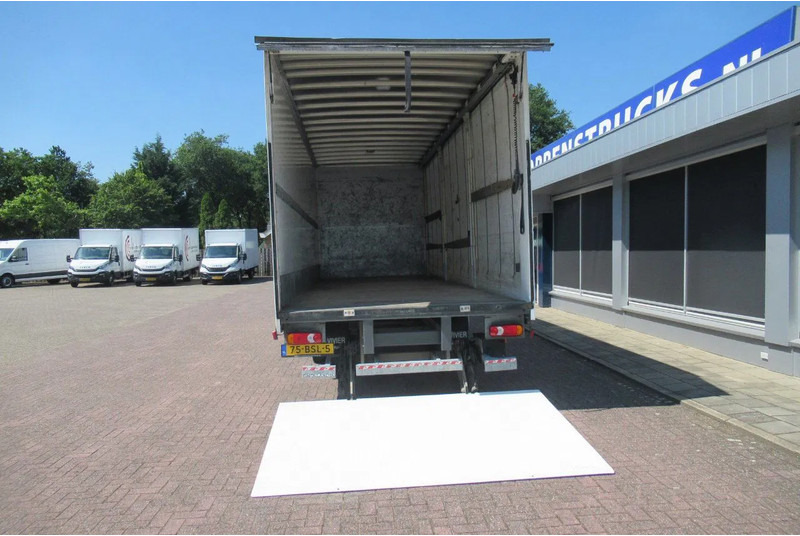 DAF LF 250 250 bak + klep + schuifzeil E6 - Kamion me tendë: foto 3 DAF LF 250 250 bak + klep + schuifzeil E6 - Kamion me tendë: foto 3