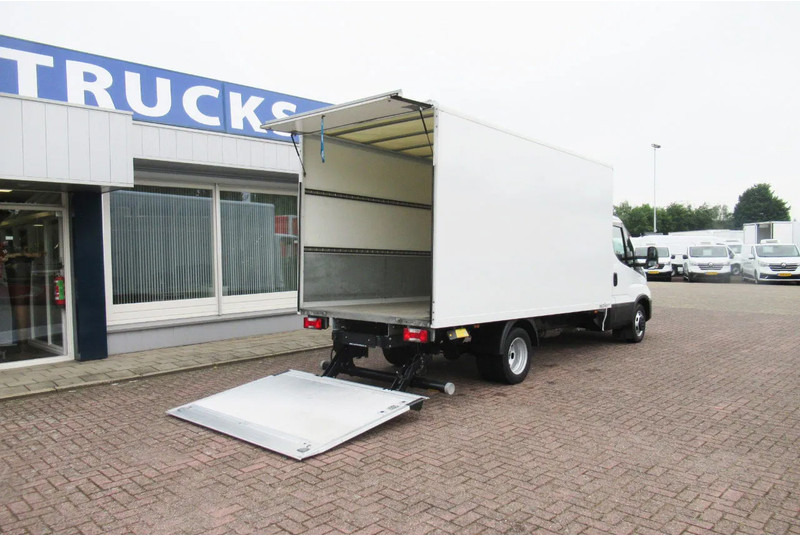 Iveco Daily 35C16 Bak+Klep Automaat Laadklep Airco Camera - Kamioncine me kontinier: foto 3 Iveco Daily 35C16 Bak+Klep Automaat Laadklep Airco Camera - Kamioncine me kontinier: foto 3