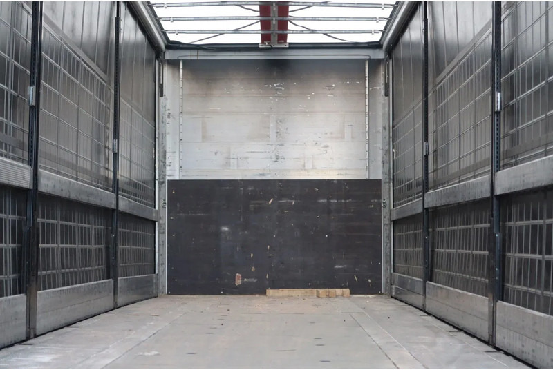 Kögel SN 24 Schuifzeil, Schuifdak, lift as, stuur-as, Rongen gaten + ice killer. - Gjysmë rimorkio me tendë: foto 4 Kögel SN 24 Schuifzeil, Schuifdak, lift as, stuur-as, Rongen gaten + ice killer. - Gjysmë rimorkio me tendë: foto 4