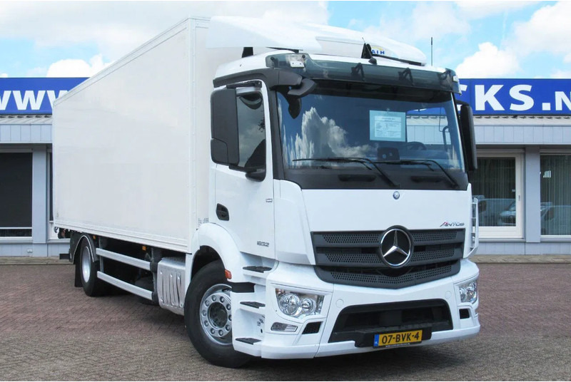 Mercedes-Benz Actros 1832 1832 LL 4x2 - Kamion vagonetë: foto 2 Mercedes-Benz Actros 1832 1832 LL 4x2 - Kamion vagonetë: foto 2