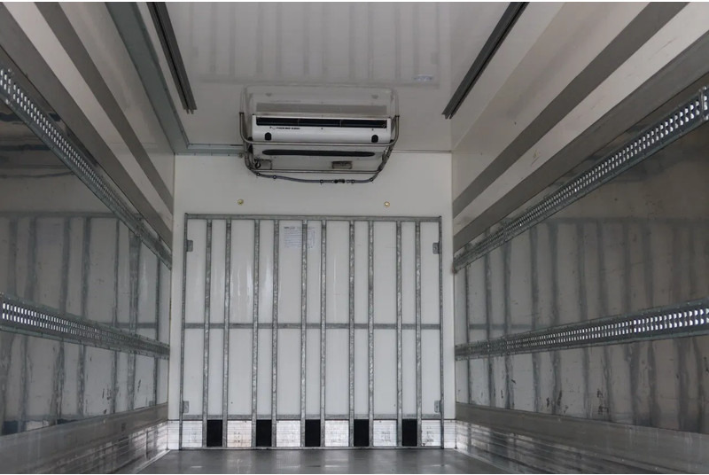 Mercedes-Benz Actros 1836 1836 L Koel/Vries+Klep Bi-Temp ThermokingT 1200R - Kamion frigorifer: foto 4 Mercedes-Benz Actros 1836 1836 L Koel/Vries+Klep Bi-Temp ThermokingT 1200R - Kamion frigorifer: foto 4