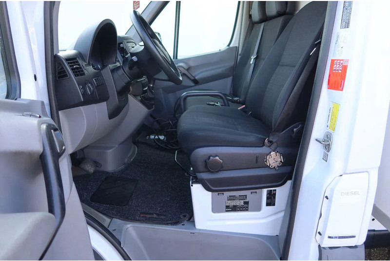 Mercedes-Benz Sprinter 316 CDI Carrier Koel/Vries Bak+Klep. Dag en nacht aansluiting - Furgon frigorifer: foto 5 Mercedes-Benz Sprinter 316 CDI Carrier Koel/Vries Bak+Klep. Dag en nacht aansluiting - Furgon frigorifer: foto 5