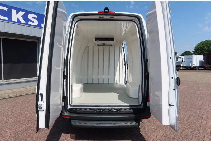 Mercedes-Benz Sprinter 317 Koel/Vries L2/H2 220 Volt stekker - Furgon frigorifer: foto 4 Mercedes-Benz Sprinter 317 Koel/Vries L2/H2 220 Volt stekker - Furgon frigorifer: foto 4