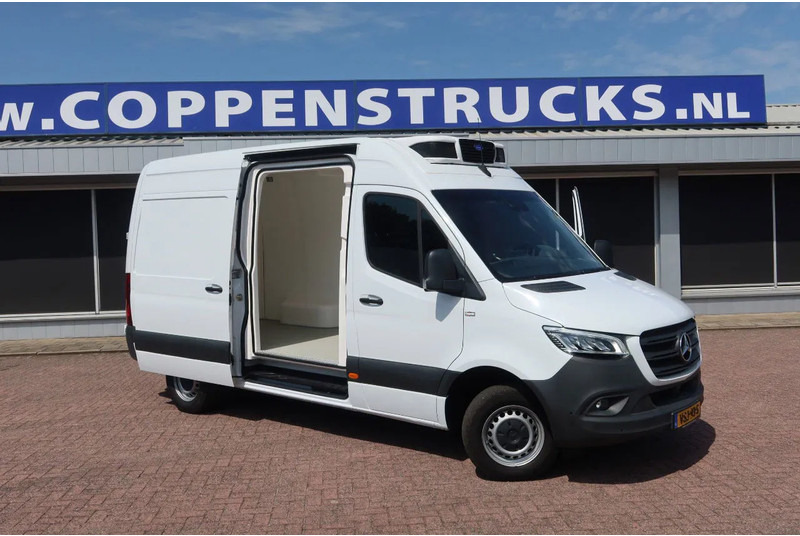 Mercedes-Benz Sprinter 317 Koel/Vries L2/H2 220 Volt stekker - Furgon frigorifer: foto 2 Mercedes-Benz Sprinter 317 Koel/Vries L2/H2 220 Volt stekker - Furgon frigorifer: foto 2