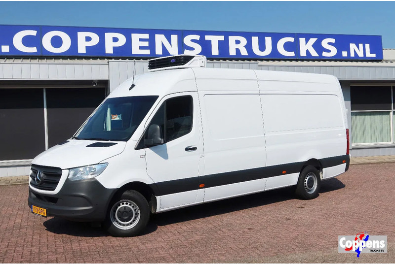 Mercedes-Benz Sprinter 317 Koel/Vries/Verwarmen met nachtaansluiting 220 volt. AUTOMAAT! - Furgon frigorifer: foto 1 Mercedes-Benz Sprinter 317 Koel/Vries/Verwarmen met nachtaansluiting 220 volt. AUTOMAAT! - Furgon frigorifer: foto 1