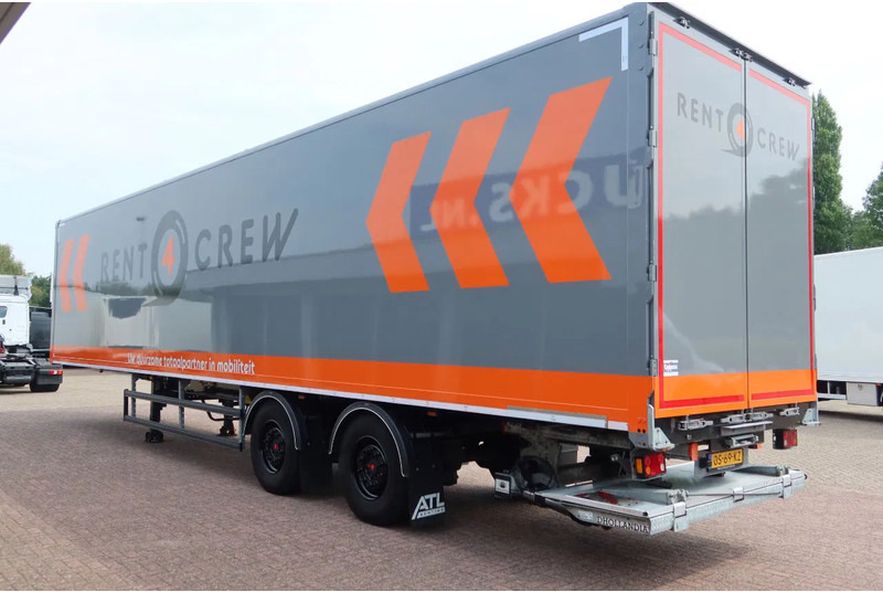 SYSTEM TRAILERS LPRS 18. 2 asser gesloten + stuuras en klep Dhollandia 2000 KG Daytona Grey - Gjysmë rimorkio me vagonetë të mbyllur: foto 2 SYSTEM TRAILERS LPRS 18. 2 asser gesloten + stuuras en klep Dhollandia 2000 KG Daytona Grey - Gjysmë rimorkio me vagonetë të mbyllur: foto 2