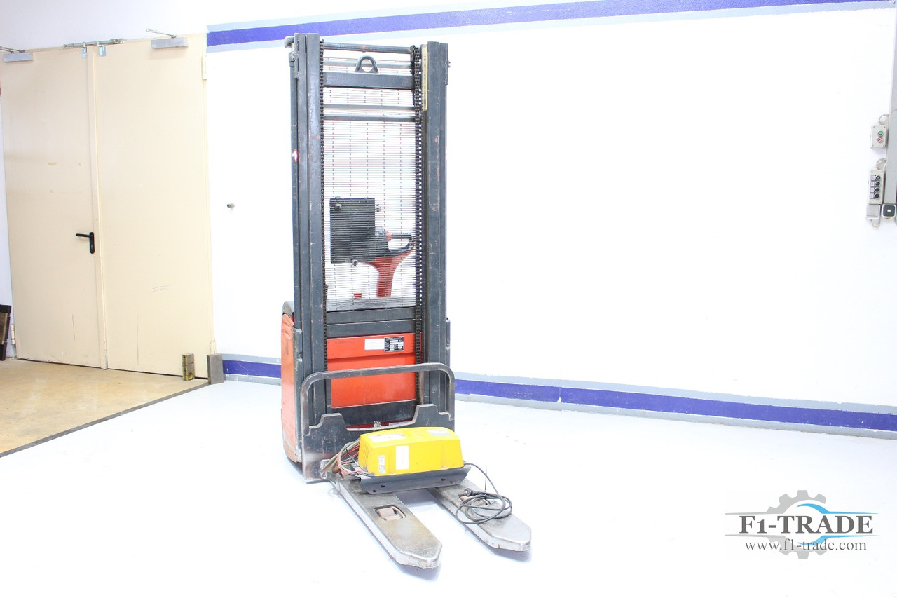 Linde L 12 - Stivosës: foto 4 Linde L 12 - Stivosës: foto 4