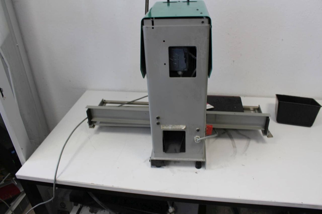 Nagel Citoborma 280b - Makinë printimi: foto 4 Nagel Citoborma 280b - Makinë printimi: foto 4