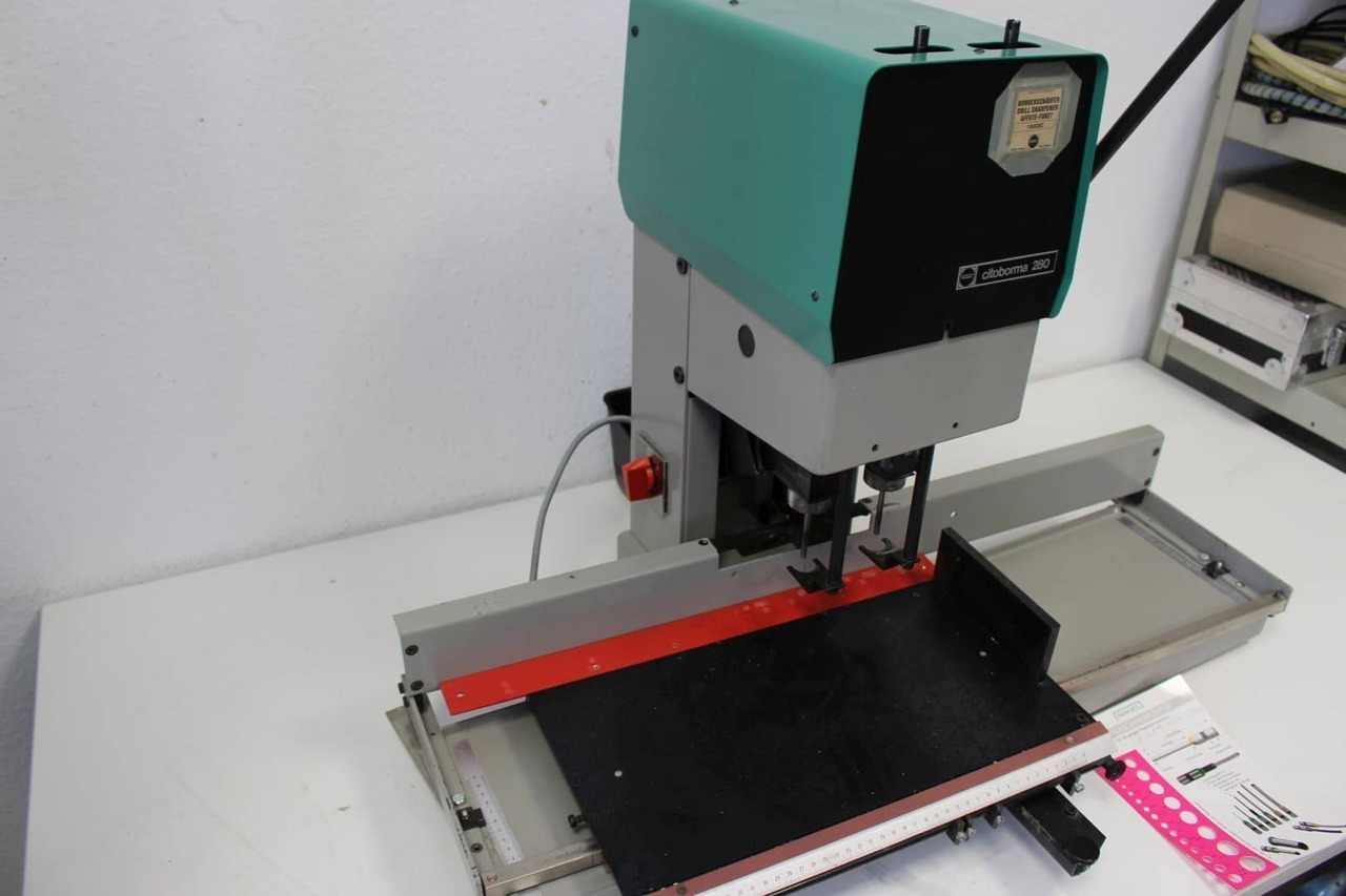 Nagel Citoborma 280b - Makinë printimi: foto 3 Nagel Citoborma 280b - Makinë printimi: foto 3