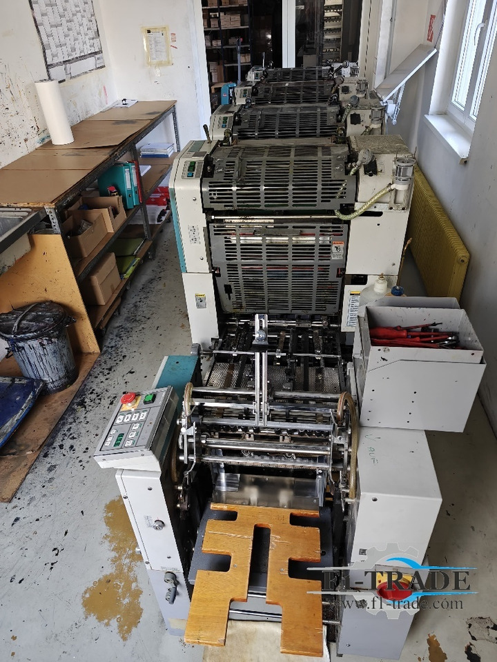 Ryobi 3304H - Makinë për printim ofset: foto 4 Ryobi 3304H - Makinë për printim ofset: foto 4
