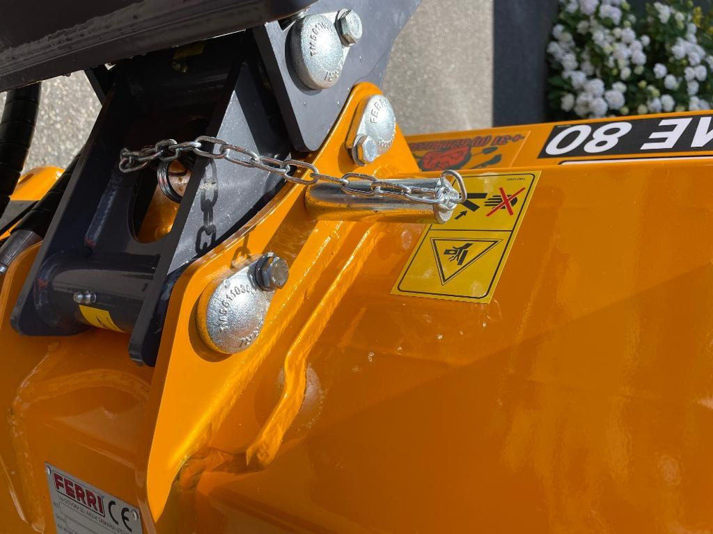 Ferri klepelbak voor aan de kraan CW05 CW10 CW30 - Trince/ Grirese degesh dhe bari: foto 5 Ferri klepelbak voor aan de kraan CW05 CW10 CW30 - Trince/ Grirese degesh dhe bari: foto 5