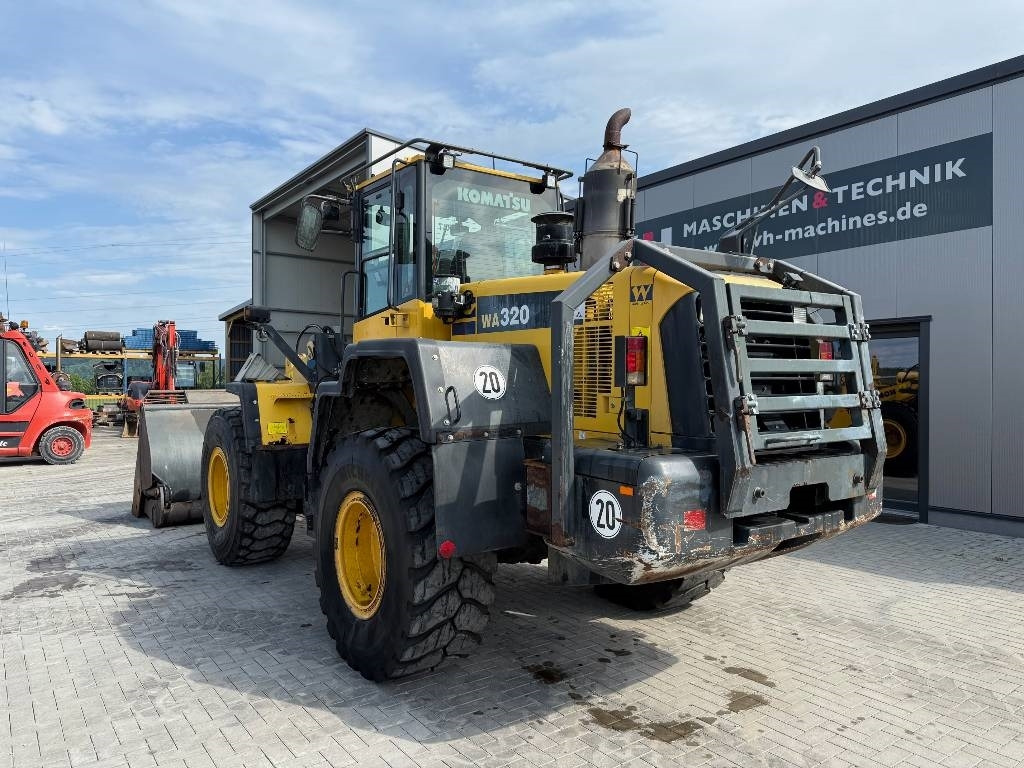 Komatsu WA 320-6 - Fadrom me goma: foto 3 Komatsu WA 320-6 - Fadrom me goma: foto 3