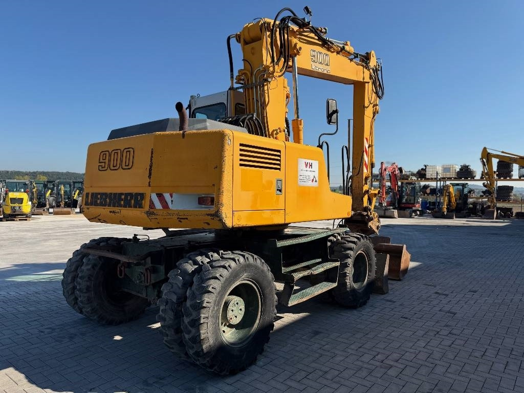 Liebherr A 900 Litronic - Ekskavator me goma: foto 5 Liebherr A 900 Litronic - Ekskavator me goma: foto 5