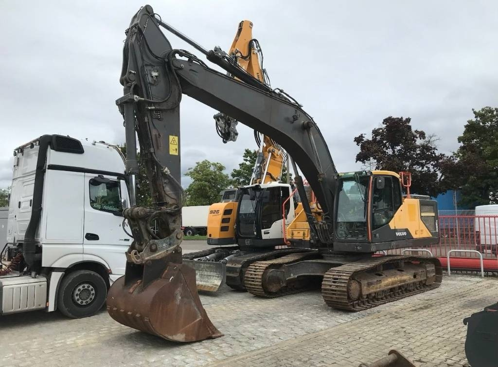 Volvo EC 300 E  - Ekskavator me zinxhirë: foto 1 Volvo EC 300 E  - Ekskavator me zinxhirë: foto 1