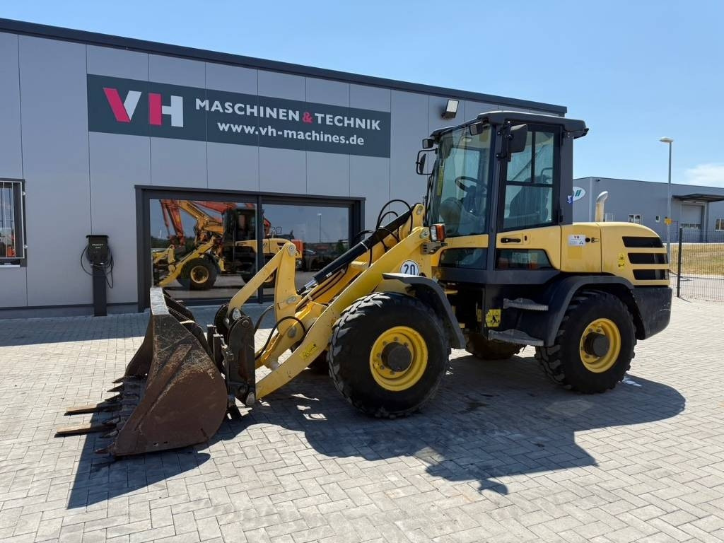 Yanmar V 80 - Fadrom me goma: foto 1 Yanmar V 80 - Fadrom me goma: foto 1
