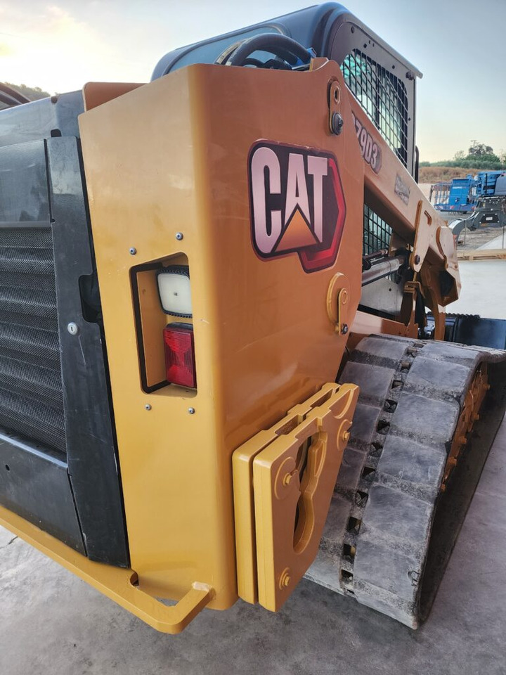 CAT 279D3 ALTO CAUDAL - Mini fadrom: foto 4 CAT 279D3 ALTO CAUDAL - Mini fadrom: foto 4