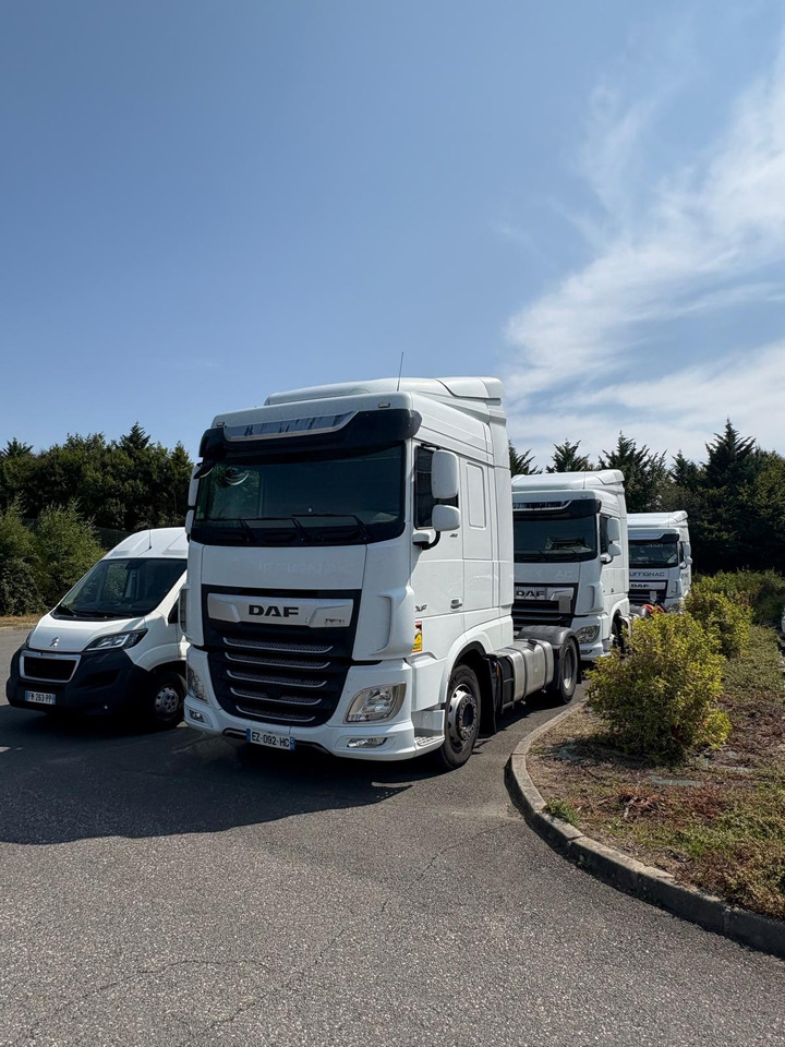 DAF XF480 - Gjysmë-kamion: foto 2 DAF XF480 - Gjysmë-kamion: foto 2