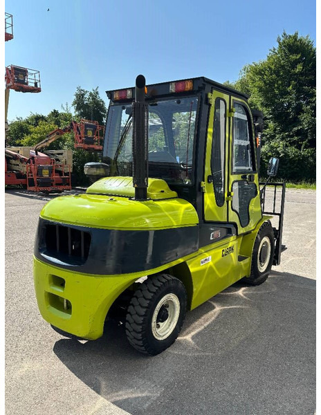 Clark C 50 SD Dieselstapler 5000kg, 4500mm, Triplex - Pirun më naftë: foto 3 Clark C 50 SD Dieselstapler 5000kg, 4500mm, Triplex - Pirun më naftë: foto 3