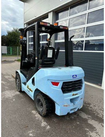 Hyster Yale UT35P Dieselstapler 2500kg, 4800mm, BJ 2019 - Pirun më naftë: foto 4 Hyster Yale UT35P Dieselstapler 2500kg, 4800mm, BJ 2019 - Pirun më naftë: foto 4