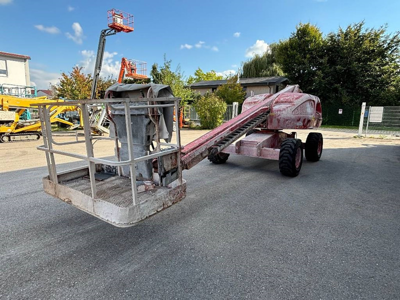 JLG 400 S 14,20m Diesel 4x4 Teleskop-Arbeitsbühne - Krah me çernjerë: foto 3 JLG 400 S 14,20m Diesel 4x4 Teleskop-Arbeitsbühne - Krah me çernjerë: foto 3