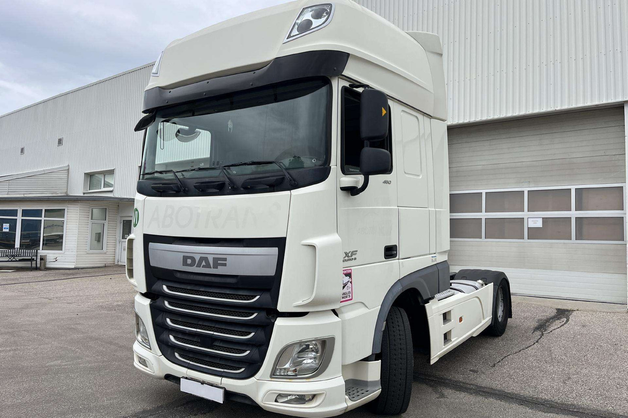 DAF XF 460 FT (8576) - Gjysmë-kamion: foto 1 DAF XF 460 FT (8576) - Gjysmë-kamion: foto 1