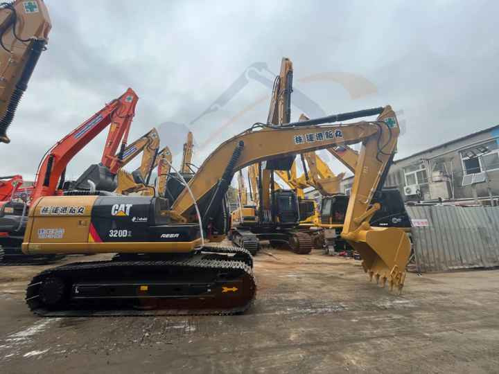 Discount Period in Progress The Second-hand Excavator,Used Excavator Cat 320d2,320d Made 2019 Year - Ekskavator: foto 4 Discount Period in Progress The Second-hand Excavator,Used Excavator Cat 320d2,320d Made 2019 Year - Ekskavator: foto 4
