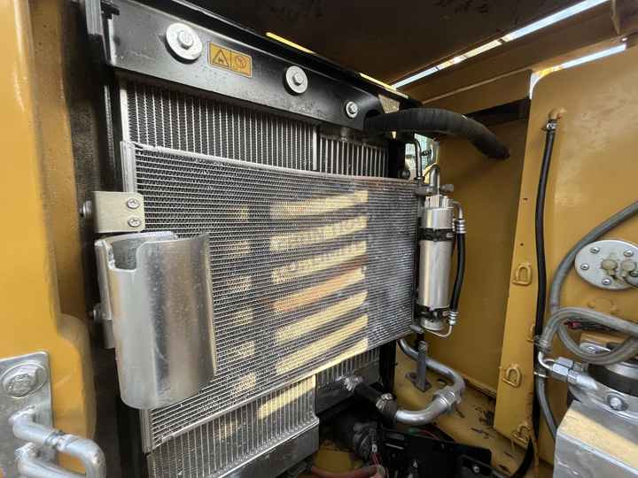 Good Price CAT 305.5E 307 308C 308D 308E 312D 315D 320C 320D Second Hand 7 Tons Used Mini Crawler Excavator For Sale - Miniekskavator: foto 4 Good Price CAT 305.5E 307 308C 308D 308E 312D 315D 320C 320D Second Hand 7 Tons Used Mini Crawler Excavator For Sale - Miniekskavator: foto 4