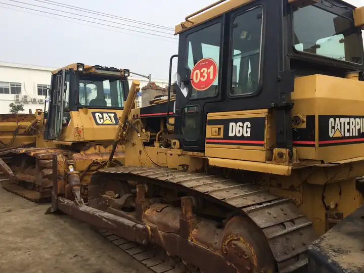 Good Price Used Bulldozer Cat D6G Second hand Caterpillar D6G D7G D7R D8R In Stock earth-moving machinery On Sale - Buldozer: foto 5 Good Price Used Bulldozer Cat D6G Second hand Caterpillar D6G D7G D7R D8R In Stock earth-moving machinery On Sale - Buldozer: foto 5