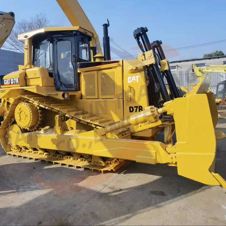 Japan Imported Caterpillar D7R Bulldozer Japan Original Cat D7G D7R D9n D8r Used Bulldozers - Buldozer: foto 1 Japan Imported Caterpillar D7R Bulldozer Japan Original Cat D7G D7R D9n D8r Used Bulldozers - Buldozer: foto 1