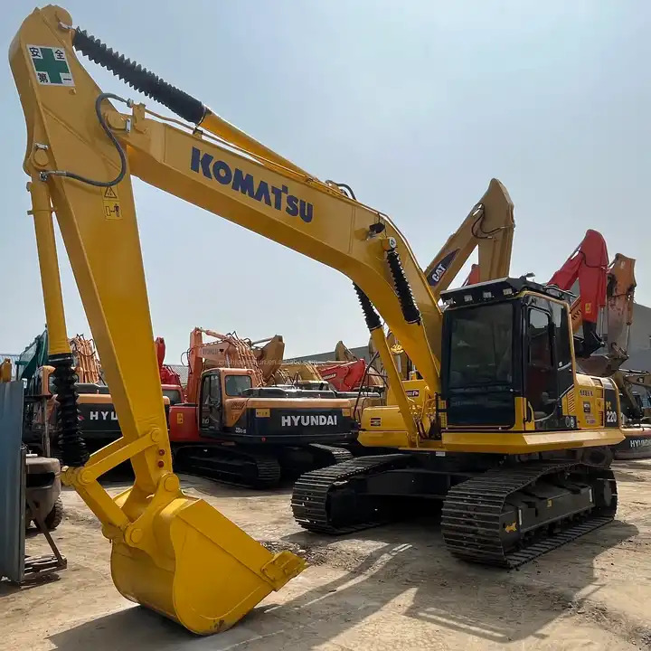 Komatsu Pc200-8 Pc200-7 Pc220-8 Excavator,Used Japan Original Komatsu Pc200-8 Excavator Shovel Hot Sale Spot,Low Price - Ekskavator me zinxhirë: foto 1 Komatsu Pc200-8 Pc200-7 Pc220-8 Excavator,Used Japan Original Komatsu Pc200-8 Excavator Shovel Hot Sale Spot,Low Price - Ekskavator me zinxhirë: foto 1