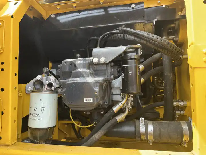 Komatsu Pc200-8 Pc200-7 Pc220-8 Excavator,Used Japan Original Komatsu Pc200-8 Excavator Shovel Hot Sale Spot,Low Price - Ekskavator me zinxhirë: foto 3 Komatsu Pc200-8 Pc200-7 Pc220-8 Excavator,Used Japan Original Komatsu Pc200-8 Excavator Shovel Hot Sale Spot,Low Price - Ekskavator me zinxhirë: foto 3