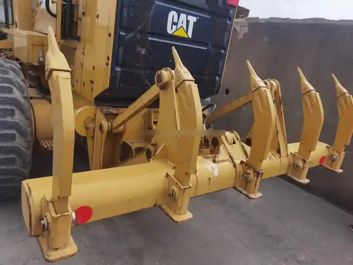 Orginal used cat 140K motor grader with CAT C7 engine in Shanghai China - Makinë niveluese: foto 5 Orginal used cat 140K motor grader with CAT C7 engine in Shanghai China - Makinë niveluese: foto 5