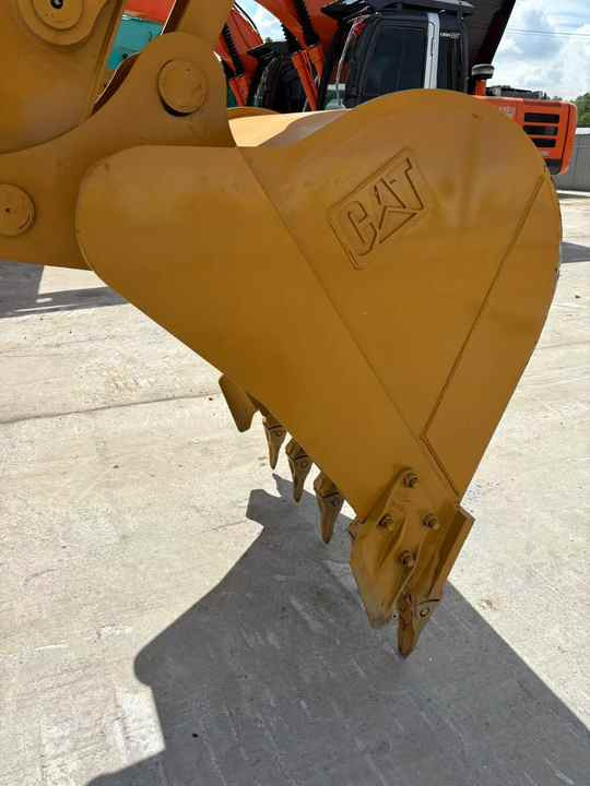 Original Second-hand Used Caterpillar Cat 320d2 320d2l 320d 320dl Cat320d2 Crawler Excavator cat 320d Excavator for Sale - Ekskavator: foto 5 Original Second-hand Used Caterpillar Cat 320d2 320d2l 320d 320dl Cat320d2 Crawler Excavator cat 320d Excavator for Sale - Ekskavator: foto 5