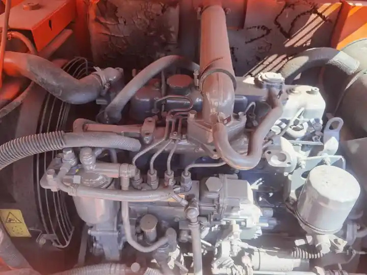 Original Small Size Second Hand Excavating Equipment Cheap Price Excellent Quality Used Hitachi Zx60 Excavator With Blade - Ekskavator me zinxhirë: foto 5 Original Small Size Second Hand Excavating Equipment Cheap Price Excellent Quality Used Hitachi Zx60 Excavator With Blade - Ekskavator me zinxhirë: foto 5
