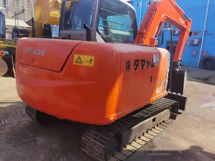 Original Used Excavator Made In Japan Tata Hitachi Zx60 Heavy Equipment 6 Tons 90% New - Ekskavator me zinxhirë: foto 2 Original Used Excavator Made In Japan Tata Hitachi Zx60 Heavy Equipment 6 Tons 90% New - Ekskavator me zinxhirë: foto 2