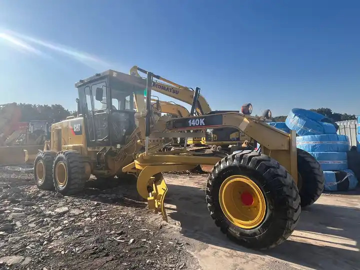 Original Well-Maintained CAT 140K Used Motor Grader for Sale,Second hand CAT 140G 140K wheel grader - Makinë niveluese: foto 5 Original Well-Maintained CAT 140K Used Motor Grader for Sale,Second hand CAT 140G 140K wheel grader - Makinë niveluese: foto 5