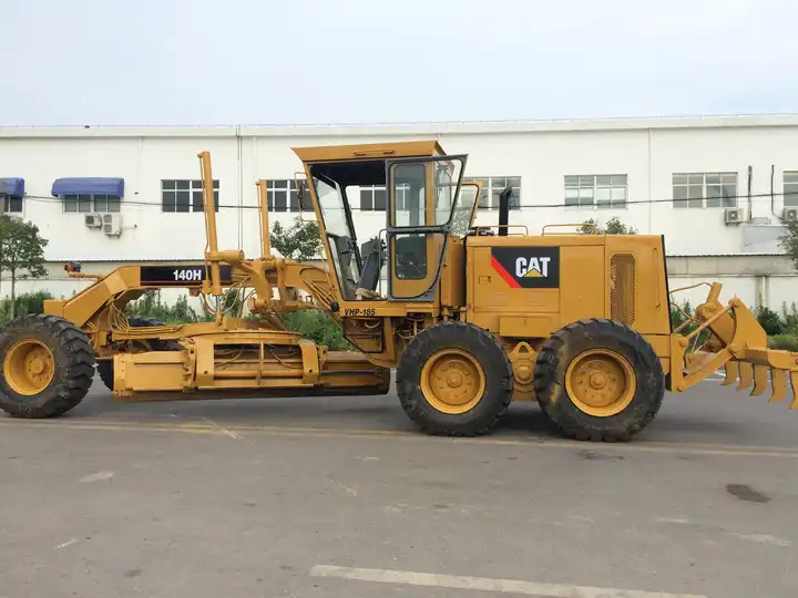 Used Cat 140H motor grader with good condition,USED heavy equipment used motor grader CAT 140H grader in China on sale - Makinë niveluese: foto 5 Used Cat 140H motor grader with good condition,USED heavy equipment used motor grader CAT 140H grader in China on sale - Makinë niveluese: foto 5