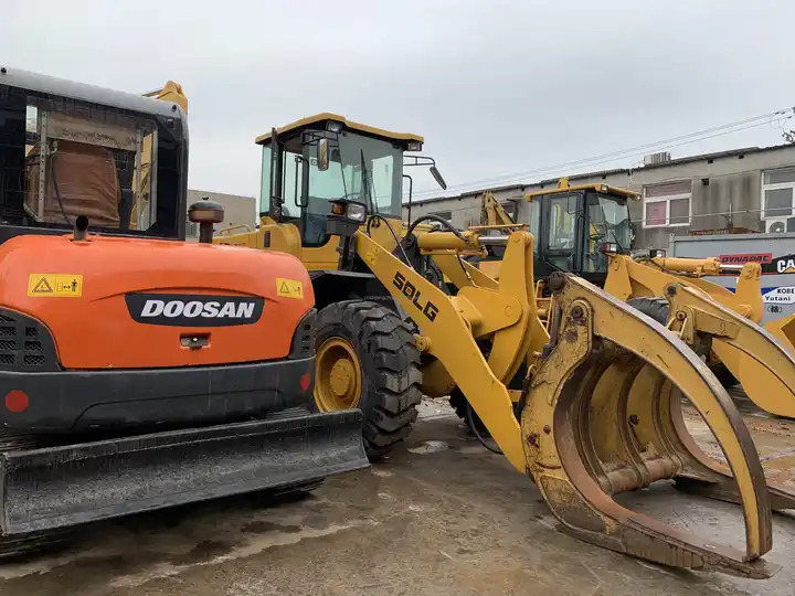 Used Doosan dh60-7 Excavator 100% Korea Used Mini Hydraulic Excavator Low Working Hours Low Price for sale - Ekskavator me zinxhirë: foto 4 Used Doosan dh60-7 Excavator 100% Korea Used Mini Hydraulic Excavator Low Working Hours Low Price for sale - Ekskavator me zinxhirë: foto 4