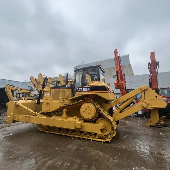 Used caterpillar bulldozer d8r for sale original used crawler bulldozer - Buldozer: foto 1 Used caterpillar bulldozer d8r for sale original used crawler bulldozer - Buldozer: foto 1