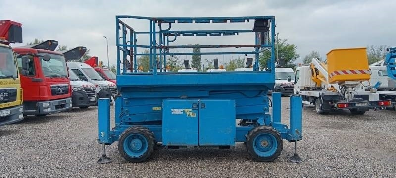 Genie GS-2669 - 10 m, 4x4, diesel - Ngritës gërshërë: foto 5 Genie GS-2669 - 10 m, 4x4, diesel - Ngritës gërshërë: foto 5