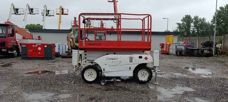 Haulotte Compact 10 DX - 4x4 - 10m - diesel - Ngritës gërshërë: foto 5 Haulotte Compact 10 DX - 4x4 - 10m - diesel - Ngritës gërshërë: foto 5