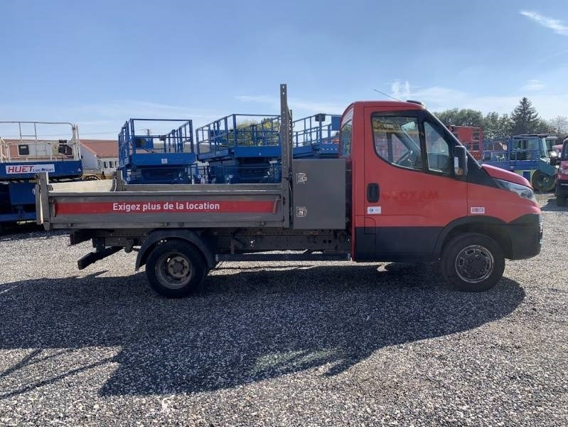 Iveco 35C13 - Tipper - Kamion vetëshkarkues: foto 5 Iveco 35C13 - Tipper - Kamion vetëshkarkues: foto 5