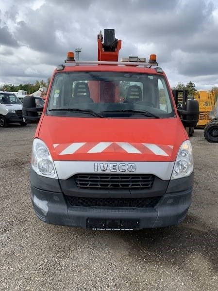 Iveco Daily Isoli PT165 - 16,5 m - Platformë ajrore e montuar në kamion: foto 3 Iveco Daily Isoli PT165 - 16,5 m - Platformë ajrore e montuar në kamion: foto 3