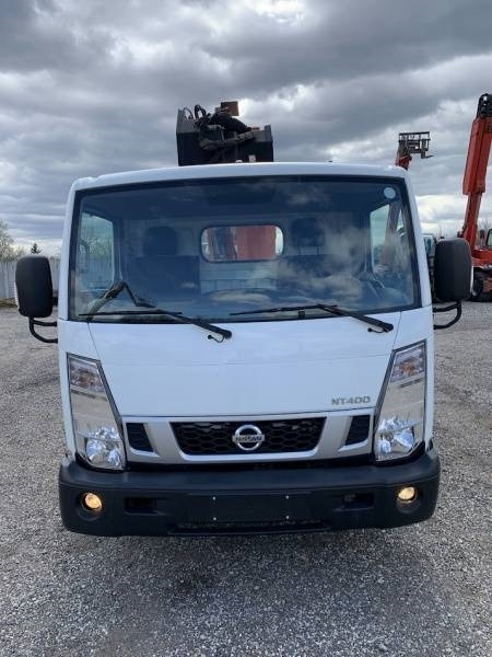 Nissan Cabstar Benelli BA22 - 22 m - Platformë ajrore e montuar në kamion: foto 3 Nissan Cabstar Benelli BA22 - 22 m - Platformë ajrore e montuar në kamion: foto 3