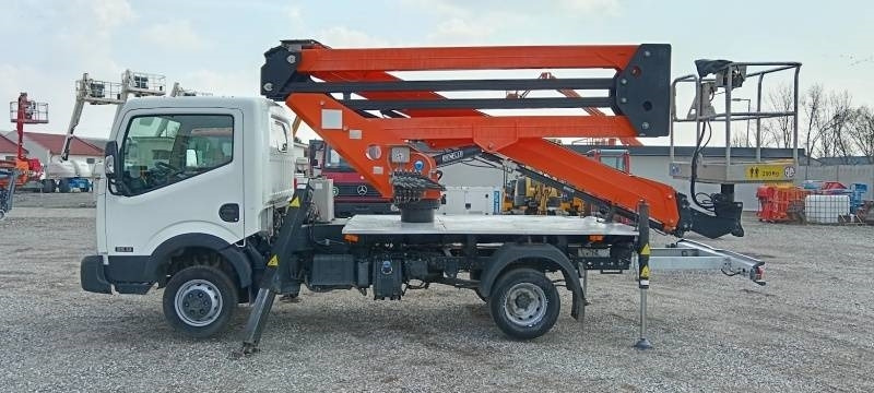 Nissan Cabstar Benelli BA22 - 22 m - Platformë ajrore e montuar në kamion: foto 5 Nissan Cabstar Benelli BA22 - 22 m - Platformë ajrore e montuar në kamion: foto 5