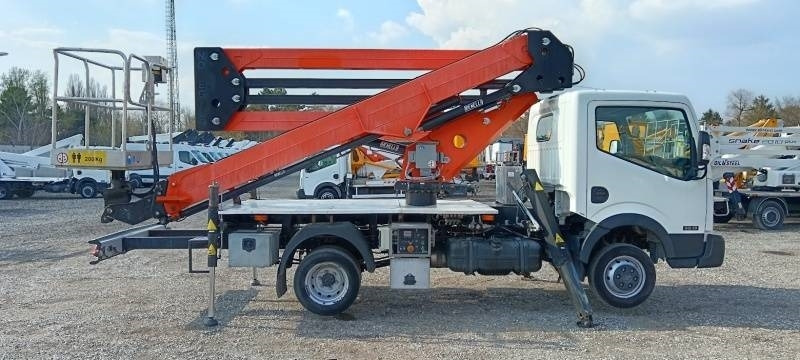 Nissan Cabstar Benelli BA22 - 22 m - Platformë ajrore e montuar në kamion: foto 4 Nissan Cabstar Benelli BA22 - 22 m - Platformë ajrore e montuar në kamion: foto 4